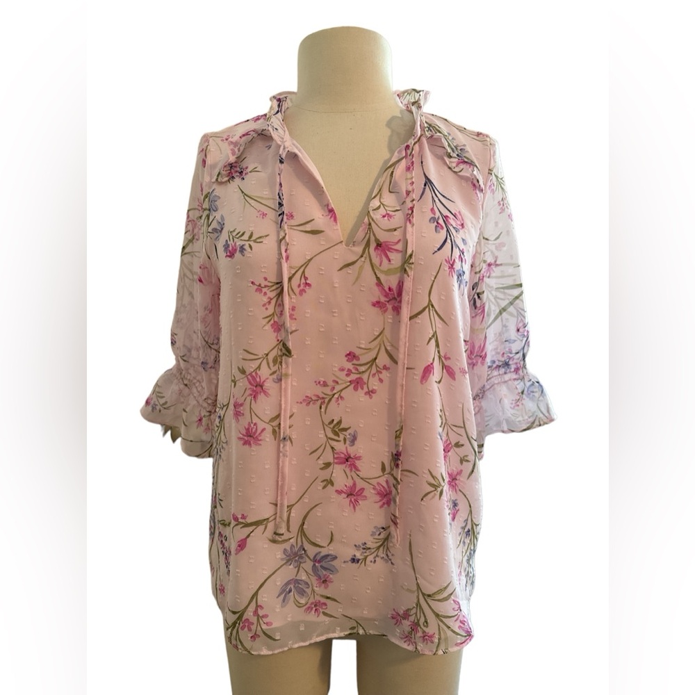 NWOT CeCe Floral Top, Size S Barbiecore